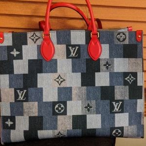 Louis Vuitton Collector's Edition On The Go Tote